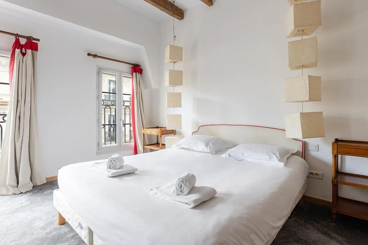 Private Apartment - St. Germain - Odeon Paris